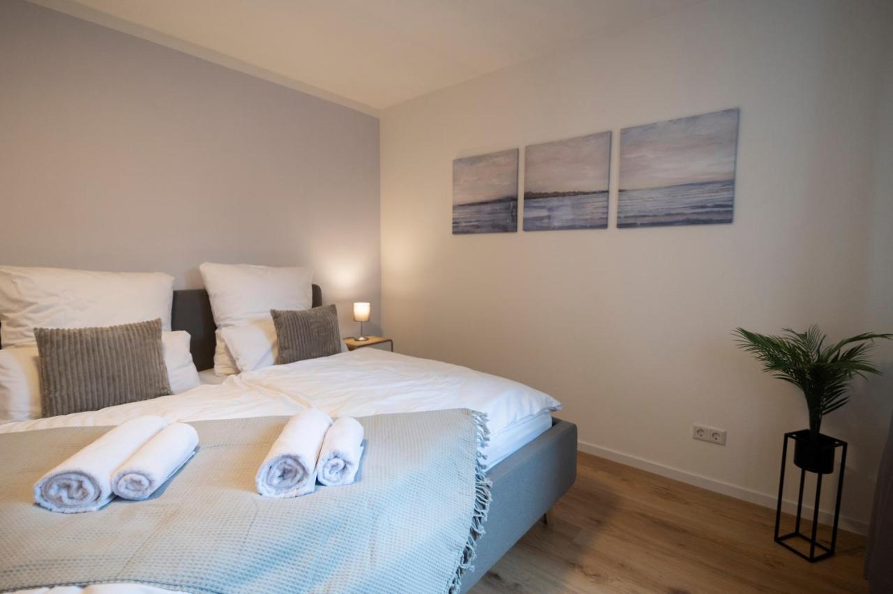 Peter Apartments - Premium Wohnung I 95Qm I 3 Schlafzimmer I Grosses Bad I Kueche I Wohnzimmer I Tv Fulda Esterno foto