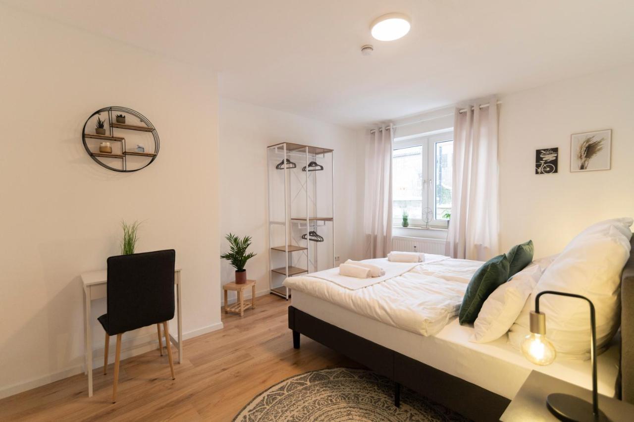 Peter Apartments - Premium Wohnung I 95Qm I 3 Schlafzimmer I Grosses Bad I Kueche I Wohnzimmer I Tv Fulda Esterno foto